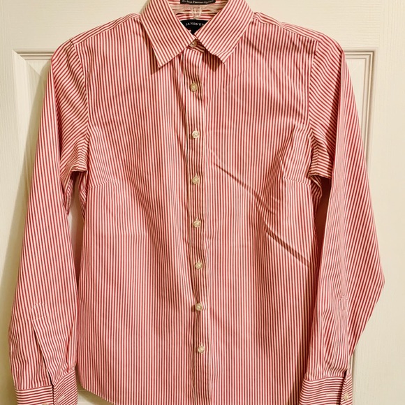 Land’s End Button Down Shirt - Picture 5 of 5